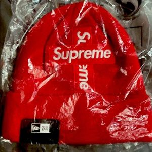 Supreme cross red beenie